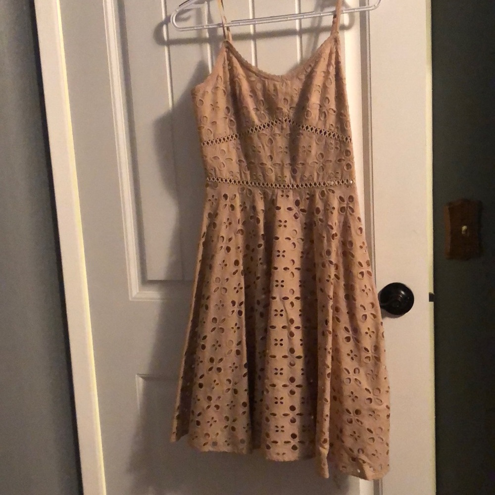 Women’s dress